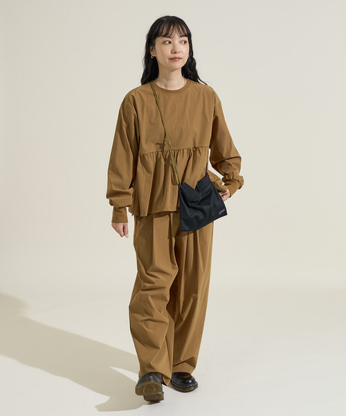 FREAK'S STORE(フリークスストア)の「THOUSAND MILE × FREAK'S STORE/サウザンドマイル 別注 ペプラム セットアップ(その他パンツ・レディース・ブラック/キャメル・フリ-)」の21枚目の写真