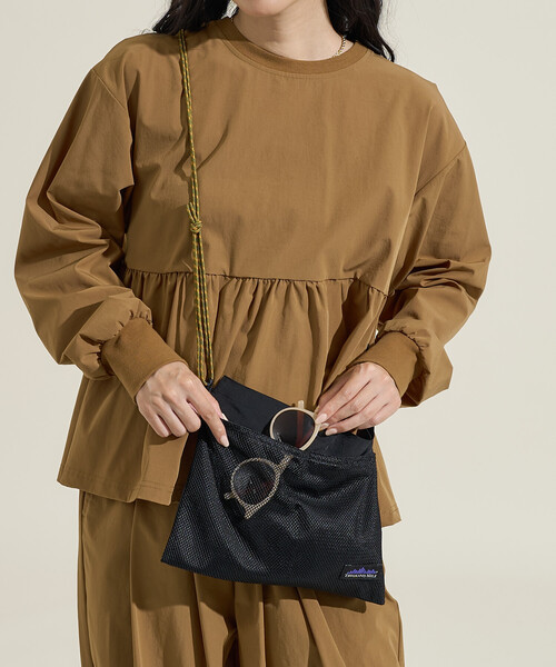 FREAK'S STORE(フリークスストア)の「THOUSAND MILE × FREAK'S STORE/サウザンドマイル 別注 ペプラム セットアップ(その他パンツ・レディース・ブラック/キャメル・フリ-)」の5枚目の写真