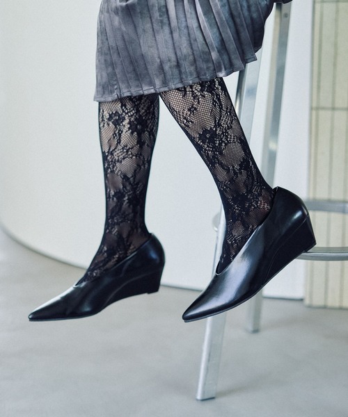 LEPSIM（レプシィム）の「レースハイソックス　573110（ソックス/靴下・レディース・ブラック/アイボリー・ONE SIZE）」の10枚目の写真