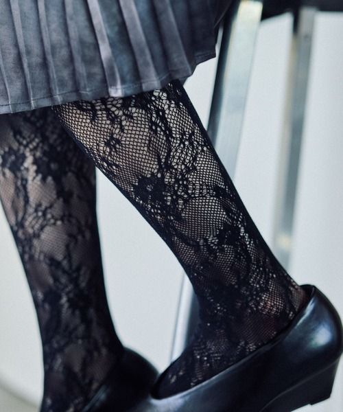 LEPSIM（レプシィム）の「レースハイソックス　573110（ソックス/靴下・レディース・ブラック/アイボリー・ONE SIZE）」の11枚目の写真