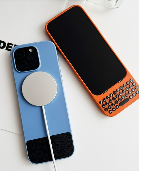 Clicks（クリックス）】キーボード付き iPhone16 Pro ケース/打ちやす