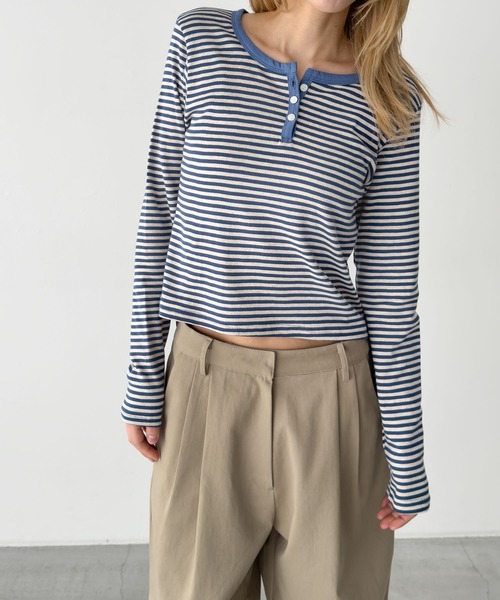 CANAL JEAN（キャナルジーン）の「HARING　ボーダーヘンリーロングTシャツ（Tシャツ/カットソー・レディース・ブラウン/レッド/ネイビー/ブルー・ONE SIZE）」の3枚目の写真