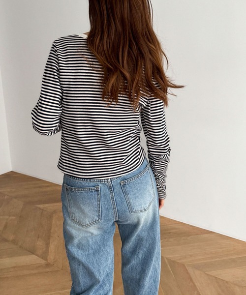 CANAL JEAN（キャナルジーン）の「HARING　ボーダーヘンリーロングTシャツ（Tシャツ/カットソー・レディース・ブラウン/レッド/ネイビー/ブルー・ONE SIZE）」の9枚目の写真