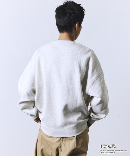FREAK'S STORE(フリークスストア)の「限定展開 PEANUTS/ピーナッツ 別注 フロントプリント クルーネックスウェット/チャーリー・ブラウン(スウェット・メンズ・アッシュグレー/ネイビー/ピンク/スミクロ・MEDIUM/LARGE/SMALL)」の11枚目の写真