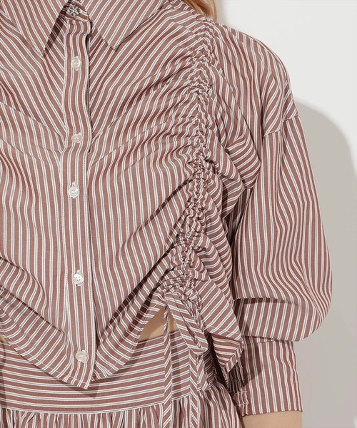 AND COUTURE(アンドクチュール)の「ストライプシャーリングブラウス(シャツ/ブラウス・レディース・ブラウン系その他/ブルー系その他・FREE)」の16枚目の写真