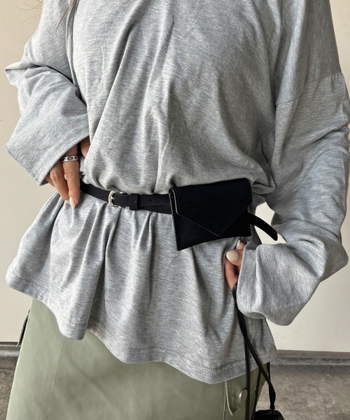 ISOOK（アイスー）の「【ISOOK / アイスー】2wayスエードミニポーチベルト / ベルトバッグ ウエストポーチ 細ベルト ミニバッグ 合皮 合成皮革 ベージュ ブラック 茶 黒 ZOZOTOWN限定（ベルト・レディース・ブラック/ベージュ・FREE）」の18枚目の写真