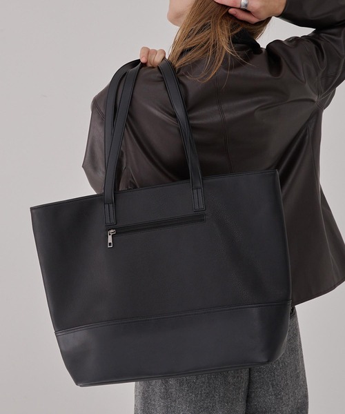 未使用✨エディフィス トートバッグ 黒　A4収納 肩掛け ブラック　チャーム 未使用✨エディフィス トートバッグ 黒 A4収納 肩掛け ブラック チャーム