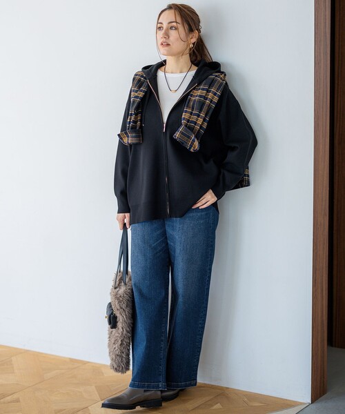 23区(ニジュウサンク)の「【Lサイズ限定】ブラッシュド ビエラチェック ノーカラーブラウス(シャツ/ブラウス・レディース・ネイビー系3/レッド系3/ブラック系3・48/46/44/50)」の9枚目の写真