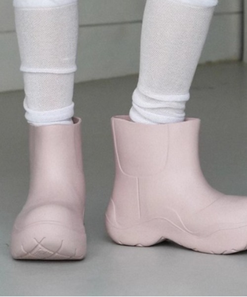 Vipoa(ヴィポア)の「VOLUME SHORT RAIN BOOTS(レインシューズ・レディース・ブラック/ライトピンク/ベージュ/グリーン/ピンク・SMALL/MEDIUM/LARGE)」の20枚目の写真