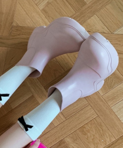 Vipoa(ヴィポア)の「VOLUME SHORT RAIN BOOTS(レインシューズ・レディース・ブラック/ライトピンク/ベージュ/グリーン/ピンク・SMALL/MEDIUM/LARGE)」の22枚目の写真