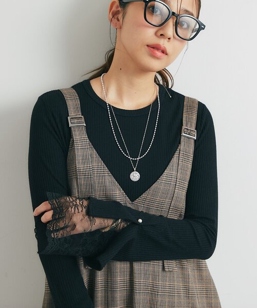 un dix cors（アンディコール）の「《さりげなく大人可愛い》ラメ入り袖口レースカットソー（Tシャツ/カットソー・レディース・ブラウン/オフホワイト/ブラック・FREE）」の3枚目の写真