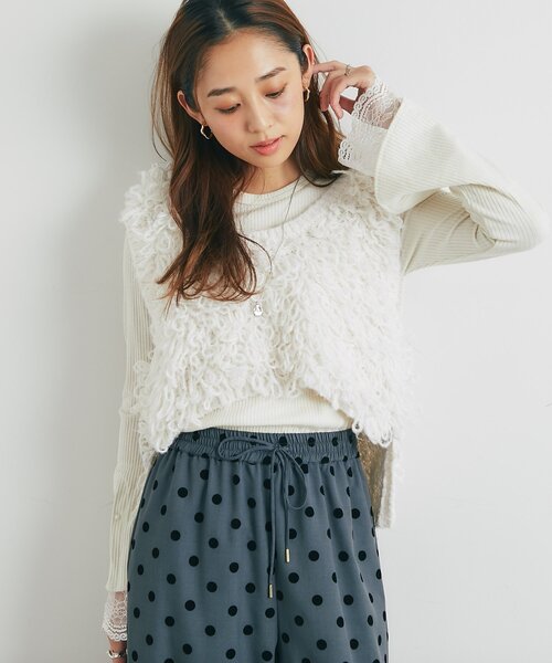 un dix cors（アンディコール）の「《さりげなく大人可愛い》ラメ入り袖口レースカットソー（Tシャツ/カットソー・レディース・ブラウン/オフホワイト/ブラック・FREE）」の8枚目の写真