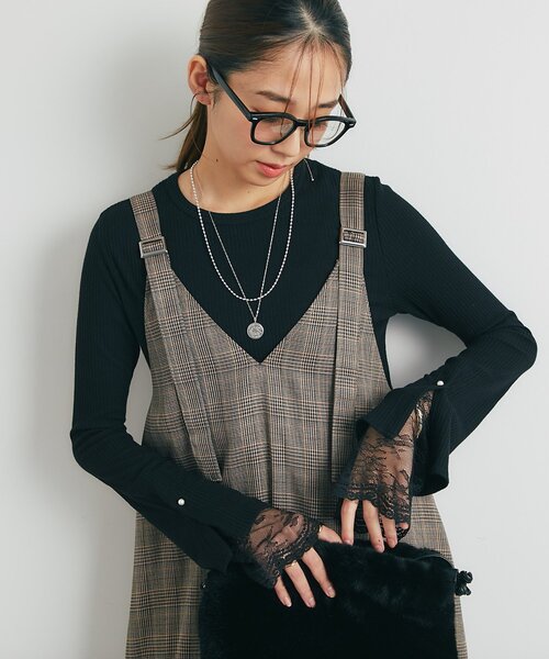 un dix cors（アンディコール）の「《さりげなく大人可愛い》ラメ入り袖口レースカットソー（Tシャツ/カットソー・レディース・ブラウン/オフホワイト/ブラック・FREE）」の14枚目の写真