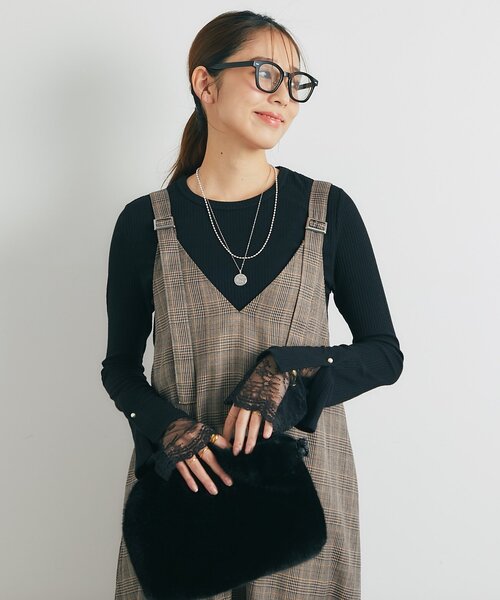 un dix cors（アンディコール）の「《さりげなく大人可愛い》ラメ入り袖口レースカットソー（Tシャツ/カットソー・レディース・ブラウン/オフホワイト/ブラック・FREE）」の18枚目の写真