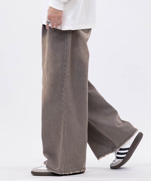 JOHN'S CLOSET(ジョンズクローゼット)の「【3】ブラスト加工 ダメージデニム 2タックスラックス(デニムパンツ・メンズ・スミクロ/ブルー/ブラウン・LARGE/MEDIUM/X-LARGE)」の17枚目の写真
