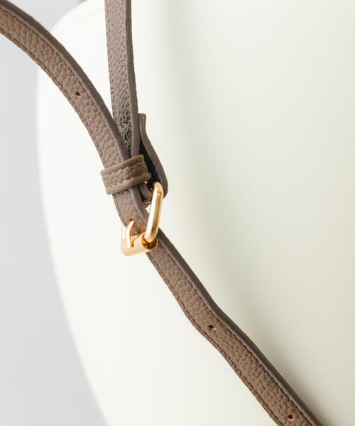 RODE SKO（ロデスコ）の「フラッフィーフラップハンドバッグ（ハンドバッグ・レディース・ベージュ/ブラウン系その他・ONE）」の14枚目の写真