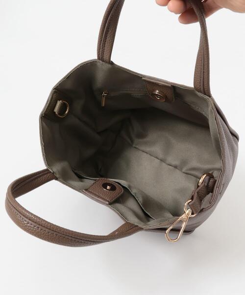 RODE SKO(ロデスコ)の「フラッフィーフラップハンドバッグ(ハンドバッグ・レディース・ベージュ/ブラウン系その他・ONE)」の18枚目の写真