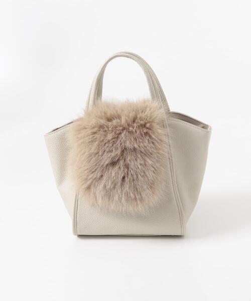 RODE SKO(ロデスコ)の「フラッフィーフラップハンドバッグ(ハンドバッグ・レディース・ベージュ/ブラウン系その他・ONE)」の4枚目の写真