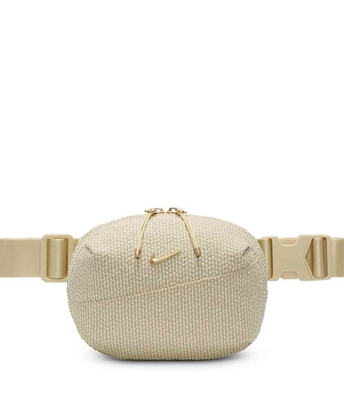 ナイキ オーラ クロスボディバッグ (2L) / Nike Aura Crossbody ナイキ オーラ クロスボディバッグ (2L) / Nike Aura Crossbody