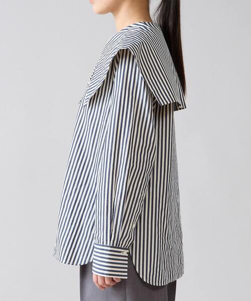 Tiara（ティアラ）の「ビッグカラーシャツブラウス（シャツ/ブラウス・レディース・ホワイト/ストライプ・FREE）」の11枚目の写真
