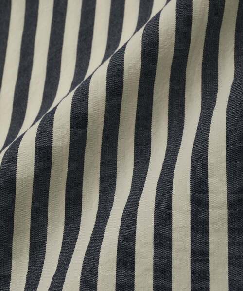 Tiara（ティアラ）の「ビッグカラーシャツブラウス（シャツ/ブラウス・レディース・ホワイト/ストライプ・FREE）」の3枚目の写真