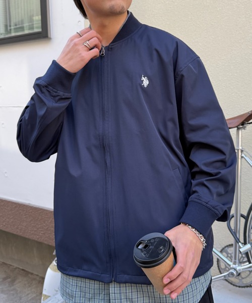 U.S. POLO ASSN.(ユーエスポロアッスン)の「【U.S. POLO ASSN.】ワンポイント刺繍 ポリストレッチリブ ブルゾン(ブルゾン・メンズ・アイボリー/ネイビー・XL/L/M)」の17枚目の写真