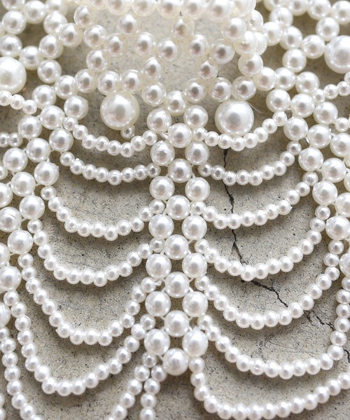 styiro（スタイロ）の「シャンデリアパールネックレス/つけ襟（ネックレス・レディース・ブラック/ホワイト系その他・FREE）」の5枚目の写真