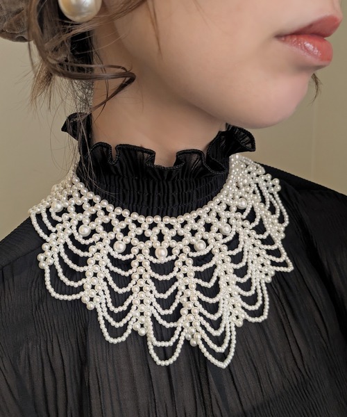styiro（スタイロ）の「シャンデリアパールネックレス/つけ襟（ネックレス・レディース・ブラック/ホワイト系その他・FREE）」の9枚目の写真