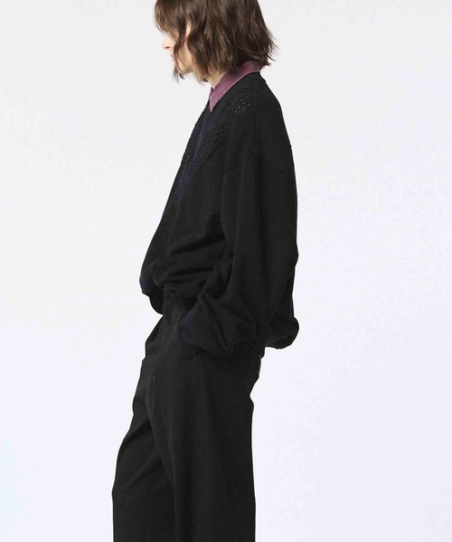 MAISON SPECIAL（メゾンスペシャル）の「《UNISEX》Lace Knit V-Switching Combination Sweat Crew Neck Pullover/レース編みＶ切替コンビネーションスウェットクルーネックプルオーバー【MAISON SPECIAL/メゾンスペシャル】（スウェット・メンズ・チャコールグレー/アイボリー/ブラック・0/1/2）」の16枚目の写真