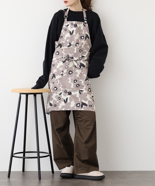 フラワープリントショートエプロン（エプロン）｜l'atelier Nuuit