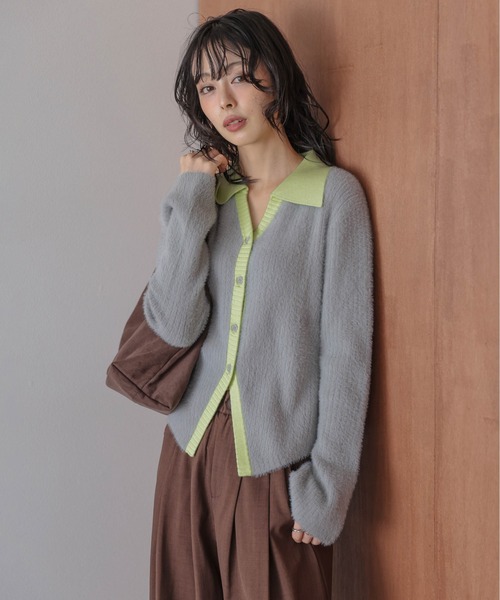 AMELY(エミリー)の「配色シャギーニットカーディガン(カーディガン/ボレロ・レディース・ベージュ/ブラック/ライトグレー・フリー)」の3枚目の写真