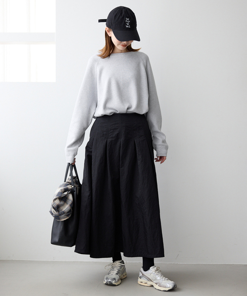 SLOBE IENA（スローブイエナ）の「《WEB限定/追加2》スムースオーバーニット（ニット/セーター・レディース・ネイビー/チャコールグレー/ブラック/ピンク系その他・FREE）」の16枚目の写真