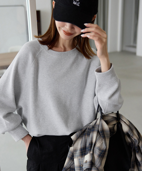 SLOBE IENA（スローブイエナ）の「《WEB限定/追加2》スムースオーバーニット（ニット/セーター・レディース・ネイビー/チャコールグレー/ブラック/ピンク系その他・FREE）」の19枚目の写真