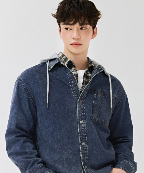 CHASECULT(チェイスカルト)の「共用アウター型フードデニムシャツ-DERU5431B04(シャツ/ブラウス・メンズ・ネイビー・100/95/105/90)」の2枚目の写真