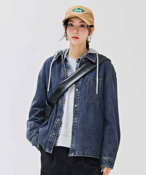 CHASECULT(チェイスカルト)の「共用アウター型フードデニムシャツ-DERU5431B04(シャツ/ブラウス・メンズ・ネイビー・100/95/105/90)」の3枚目の写真