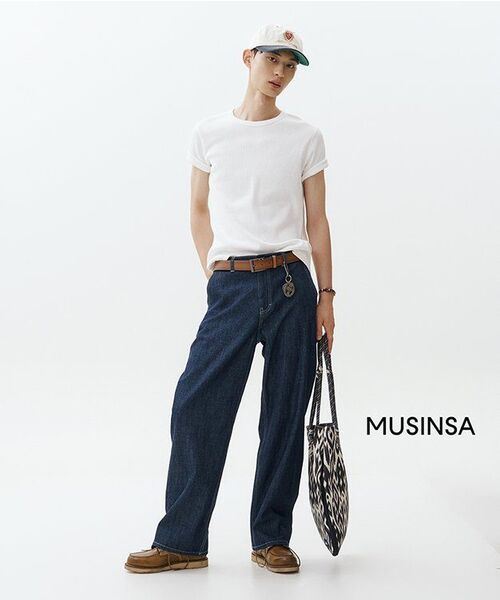 MUSINSA STANDARD（ムシンサスタンダード）の「リブドマッスルフィットクルーネックTシャツ[ホワイト]（Tシャツ/カットソー・メンズ・その他・XX-LARGE/XXX-LARGE/MEDIUM/LARGE/X-LARGE/SMALL）」の5枚目の写真