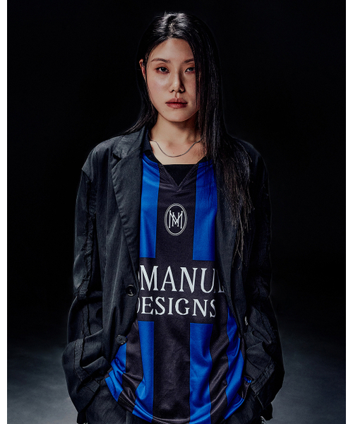 NOMANUAL(NOMANUAL)の「ROUGH CUT OVERSIZED JACKET - BLACK(テーラードジャケット・レディース・その他・SMALL/MEDIUM/LARGE)」の3枚目の写真