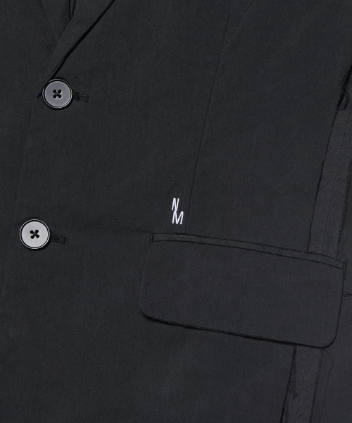NOMANUAL(NOMANUAL)の「ROUGH CUT OVERSIZED JACKET - BLACK(テーラードジャケット・レディース・その他・SMALL/MEDIUM/LARGE)」の7枚目の写真