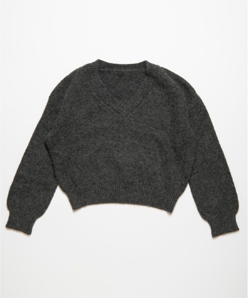 FMiBL（ファミル）の「コージーVネックニット（ニット/セーター・レディース・ブラック/オフホワイト/グレー・FREE）」の12枚目の写真