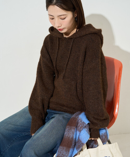 FREAK'S STORE（フリークスストア）の「限定展開　ルーズ ニット フーディー プルオーバー（ニット/セーター・レディース・ナチュラル/ダークブラウン/ベージュ/チャコール・ﾌﾘ-）」の20枚目の写真