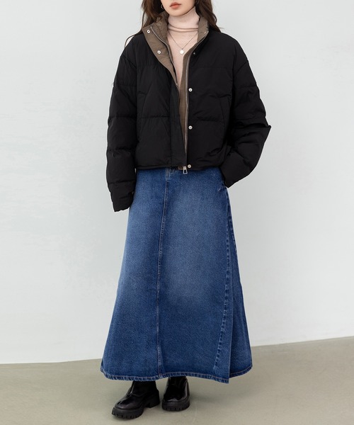 DAY CLOSET（デイ クローゼット）の「【ドロスト調節可/2WAY/ハイネックで首まであったか】旬のバイカラー配色。長袖ボリュームダウンジャケット レディース（ダウンジャケット/コート・レディース・アイボリー/ブラック・S/M）」の3枚目の写真