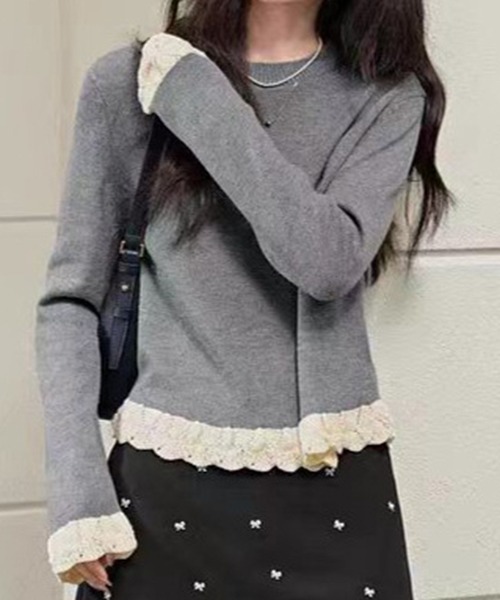STYLEBLOCK（スタイルブロック）の「裾フリルクルーネックニット（ニット/セーター・レディース・ブラック/ベージュ系その他/レッド/グレー・FREE）」の3枚目の写真