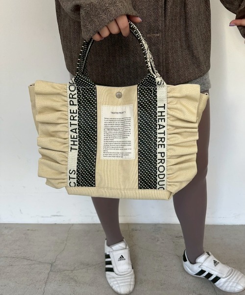 THEATRE PRODUCTS（シアタープロダクツ）の「ドット柄JQテープテムズフリル2WAYショルダーバッグ-M-（ショルダーバッグ・レディース・ブラック/ベージュ・FREE）」の7枚目の写真