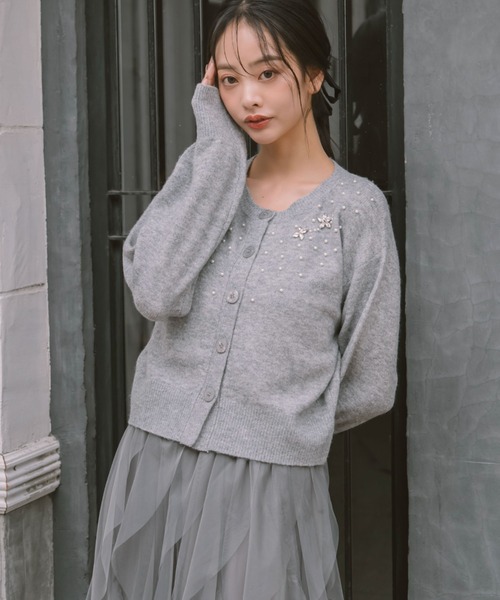 archives（アルシーヴ）の「ビジューニットカーディガン（カーディガン/ボレロ・レディース・アイボリー/ブラック/グレー・MEDIUM）」の22枚目の写真