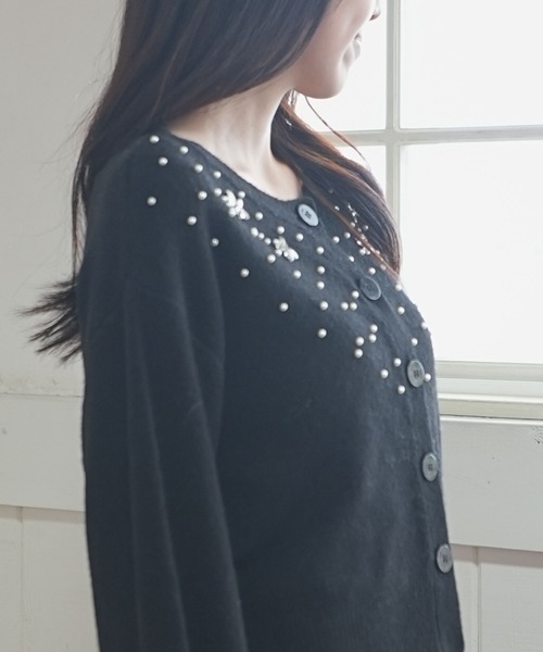 archives（アルシーヴ）の「ビジューニットカーディガン（カーディガン/ボレロ・レディース・アイボリー/ブラック/グレー・MEDIUM）」の15枚目の写真