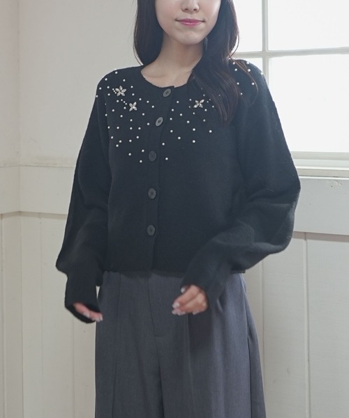 archives（アルシーヴ）の「ビジューニットカーディガン（カーディガン/ボレロ・レディース・アイボリー/ブラック/グレー・MEDIUM）」の14枚目の写真