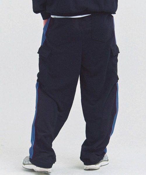 GALLIS ADDICTION（ガリスアディクション）の「GA 切替LINE CARGO PANTS（カーゴパンツ・メンズ・ブラック/グレー・L/M）」の16枚目の写真