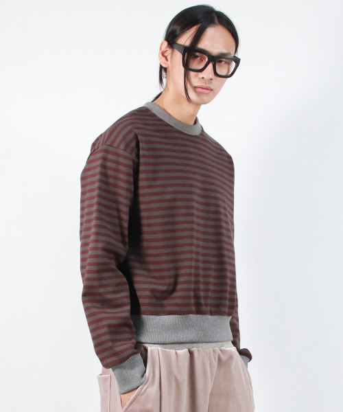 DEMARC（ドゥマーク）の「M STRIPE MEDIUM-FIT SWEATSHIRT -  Burgundy（スウェット・メンズ・その他・FREE）」の4枚目の写真