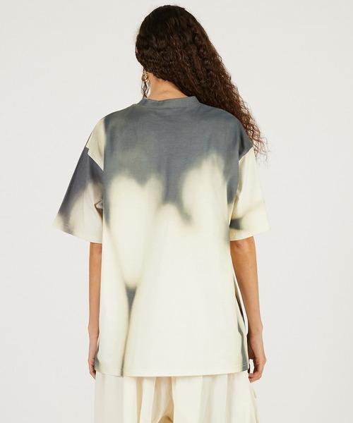 PRANK PROJECT（プランクプロジェクト）の「【2026Spring Pre-Order】アブストラクトTEE / Abstract TEE（Tシャツ/カットソー・レディース・チャコールグレー/ベージュ・FREE）」の15枚目の写真