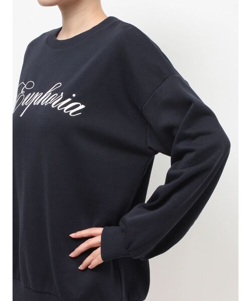 RESEXXY（リゼクシー）の「エンブロイダリーロゴスウェットトップス（スウェット・レディース・ピンク/ホワイト/ネイビー・FREE）」の15枚目の写真